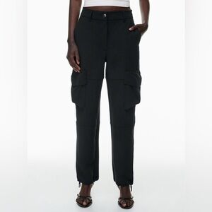 NWT Aritzia Wilfred Cargo Pant “New Project” - Black / Noir